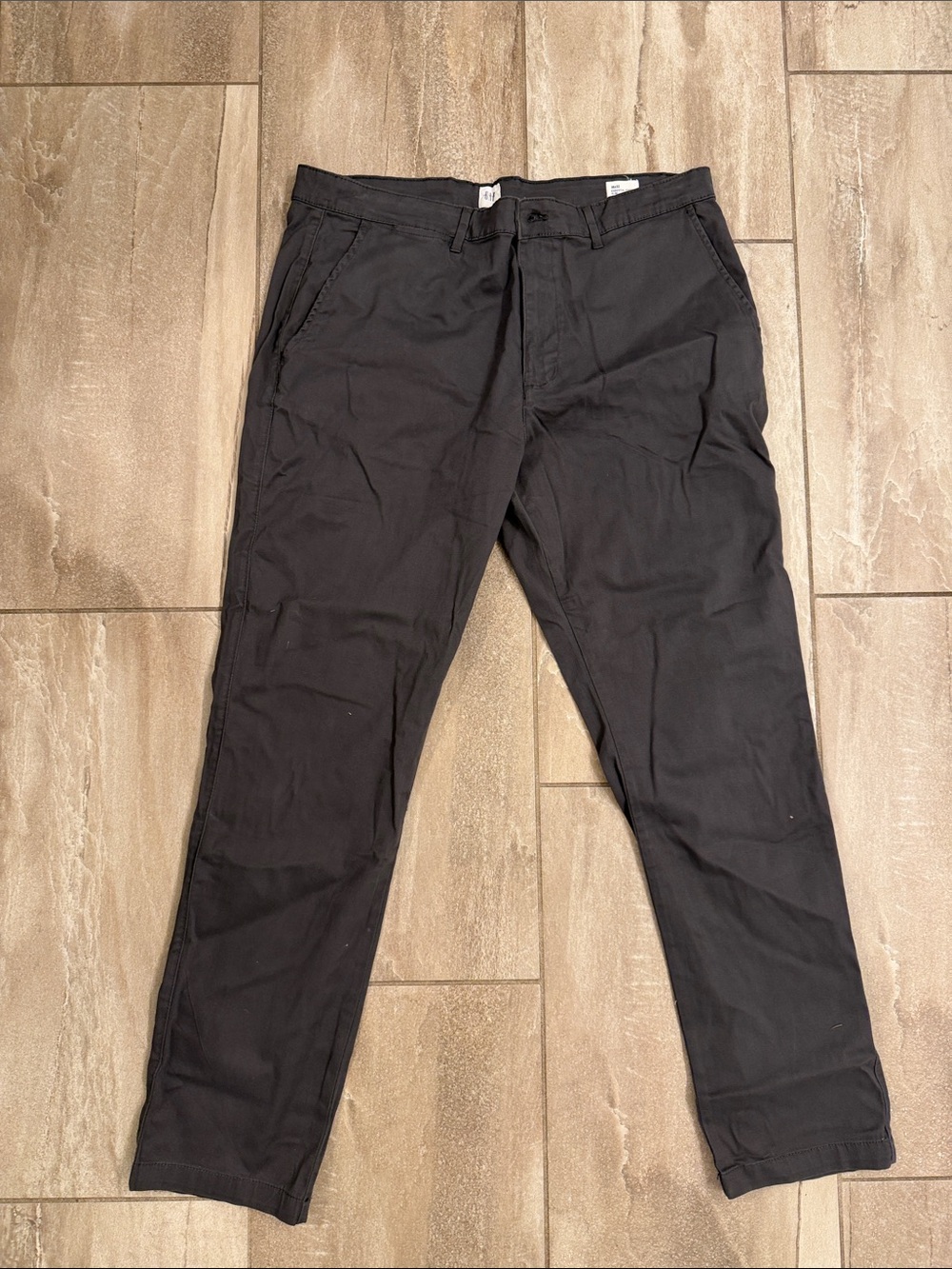 Men's GAP Dark Gray Casual Pants - Classic Straight Fit